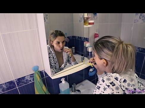 ❤️ Bidh Hack le òga ann am pajamas a’ crìochnachadh cum beòil ann an asal - letty black ❌  Porn dachaigh  aig gd.trysex.ru